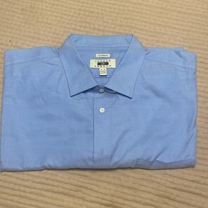 Men’s long sleeve dress shirt